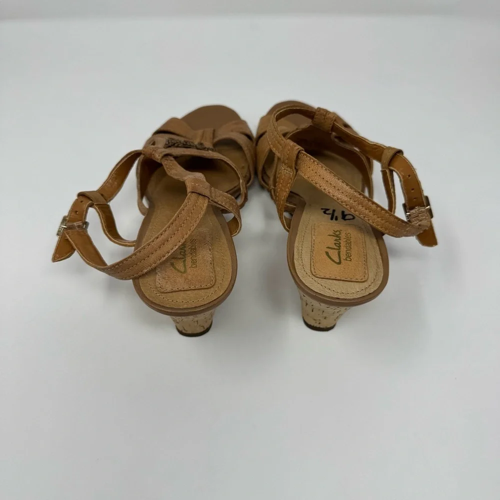 Clark’s Womens Tan‎ Strappy Wedge Shoes Buckle Fastening Size 9.5 Embellished